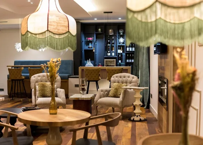 Hotel Infinitvm Siguenza